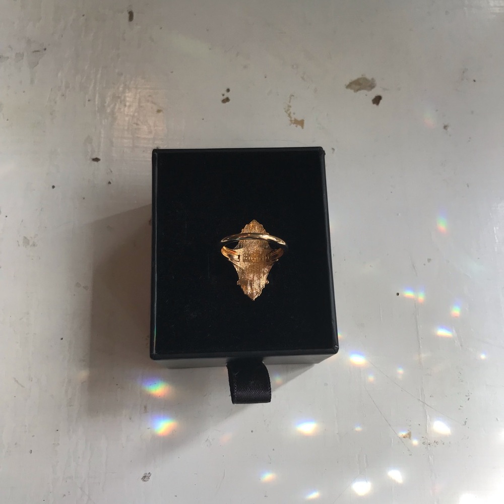 Vintage Avon Kensington Ring - Size 6-7, Adjustable - Picture 4 of 8